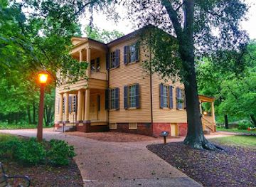 north-carolina/piedmont-triad/landmark/mordecai-house