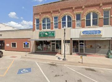 kansas/emporia/landmark/the-axe-shedd