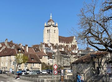 france/franche-comte/landmark/collegiale-notre-dame-de-dole