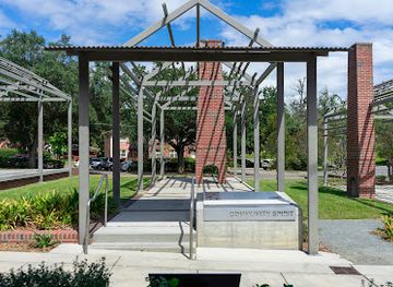 florida/tallahassee-area/landmark/smokey-hollow