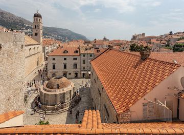 croatia/dubrovnik/landmark/onofrio-s-large-fountain