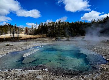 montana/yellowstone-national-park/landmark/norris-geyser-basin-museum