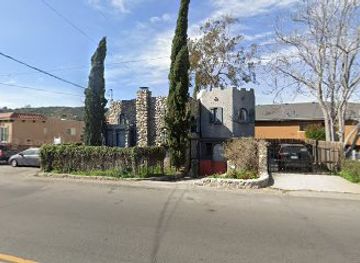 california/burbank/landmark/blarney-castle-replica