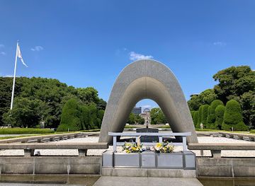 japan/hiroshima/hiroshima-peace-memorial-park/landmark/pond-of-peace