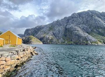 norway/lofoten-islands/landmark/nusfjord-lighthouse