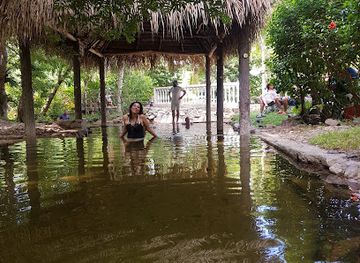 honduras/la-ceiba/landmark/glenda-s-paradise