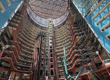 illinois/cicero/landmark/james-r-thompson-center