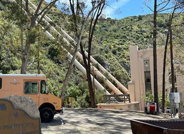 california/santa-clarita/landmark/dam-disaster-plaque