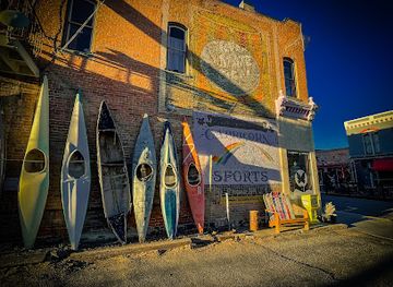 colorado/salida/landmark/monarch-mountain-salida-outpost
