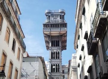 portugal/estremadura/landmark/r-de-santa-justa