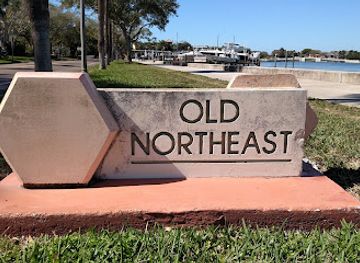 florida/st-petersburg-beach/landmark/sunken-gardens