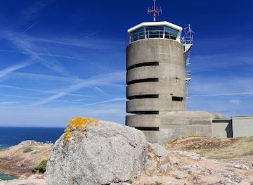 jersey/saint-peter/landmark/wwii-german-naval-tower-mp2