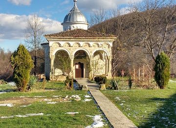 bulgaria/danubian-plain/landmark/plakovo-monastery-st-elijah-the-prophet