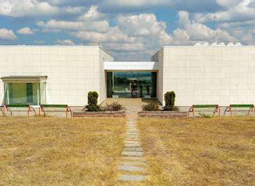 bulgaria/upper-thracian-plain/landmark/thracian-tomb-of-aleksandrovo