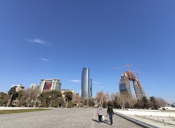 azerbaijan/baku/landmark/freedom-square