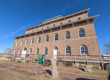 iowa/central-iowa/landmark/wapsipinicon-mill