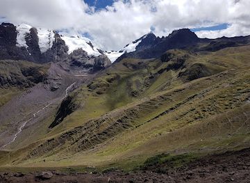 peru/andean-highlands/landmark/peruandeanhop