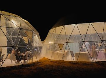 oman/wahiba-sands/landmark/luxury-desert-camp