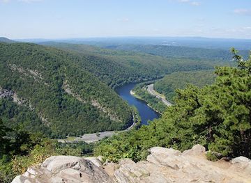 new-jersey/appalachian-trail/landmark/delaware-water-gap-national-recreation-area