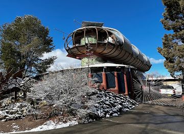 new-mexico/albuquerque/university-heights/landmark/spaceship-ufo-house