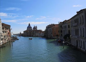 italy/veneto/landmark/basilica-s-maria-gloriosa-dei-frari