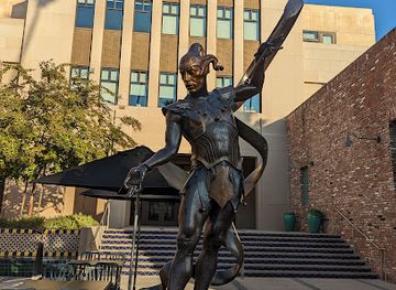 california/pasadena/playhouse-district/landmark/playhouse-plaza