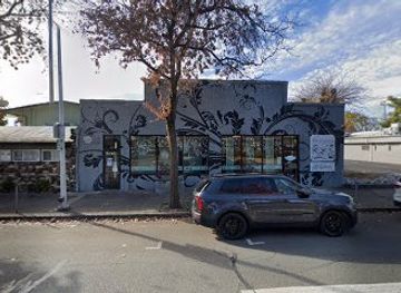 california/redding/landmark/dandelion