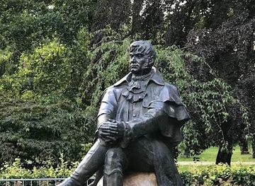 poland/pomerania/landmark/statue-of-john-george-haffner