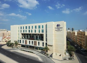 qatar/sealine-beach-resort/landmark/doubletree-by-hilton-doha-al-sadd