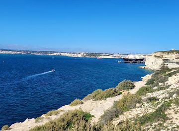 malta/marsaxlokk/landmark/ww2-search-light-post