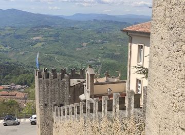 san-marino/acquaviva/landmark/san-marino-adventures