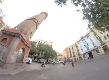 spain/barcelona/landmark/pl-de-la-vila-de-madrid