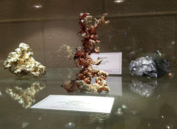 virginia/harrisonburg/landmark/james-madison-university-mineral-museum