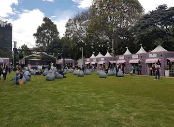 colombia/bogota/chapinero/landmark/parque-de-la-93