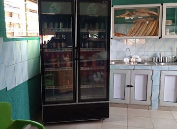 togo/lake-togo-area/landmark/restaurant-barakouda