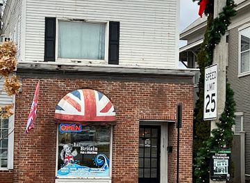 vermont/bennington/landmark/lil-britain