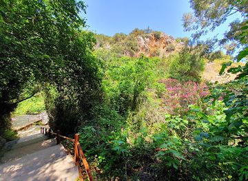 cyprus/adonis-baths-waterfalls/landmark/baths-of-aphrodite