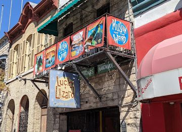 texas/austin/landmark/museum-of-the-weird