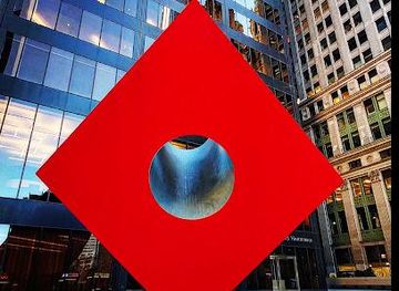 new-york/new-york-city/landmark/red-cube-by-isamu-noguchi
