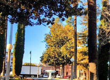 california/orange-county/landmark/the-plaza