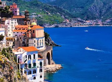 italy/amalfi-coast/landmark/visit-amalfi-coast