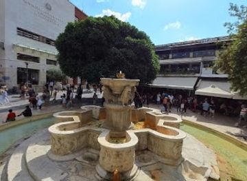 greece/heraklion/lions-square/landmark/lions-square