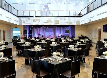 nevada/north-las-vegas/landmark/visions-of-greatness-event-center