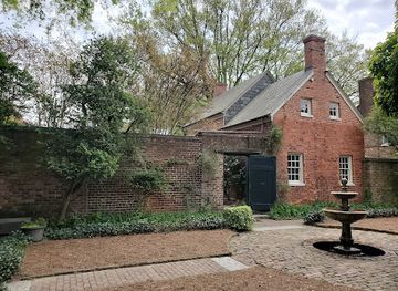 virginia/greater-richmond-region/landmark/the-oldest-house-in-richmond