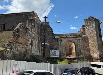 dominican-republic/santo-domingo/landmark/san-francisco-monastery