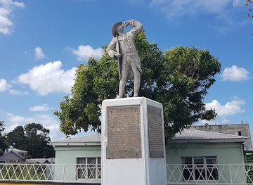 antigua-and-barbuda/saint-peter/landmark/prince-klass-monument