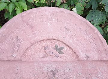 germany/spessart/landmark/sitzbank-aus-sandstein