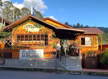 panama/boquete/landmark/retrogusto-restaurant-bar