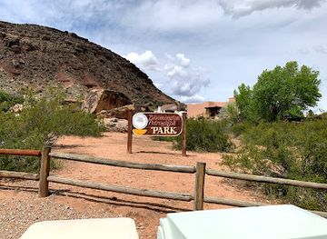 utah/dixie/landmark/bloomington-petroglyph-park