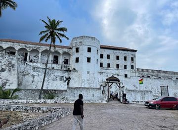 ghana/accra/osu/landmark/w-e-b-du-bois-memorial-centre-for-panafrican-culture-ghana